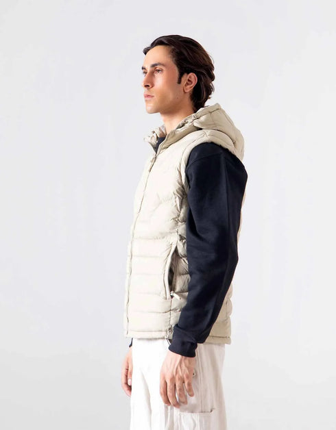 HOODED PUFFER VEST